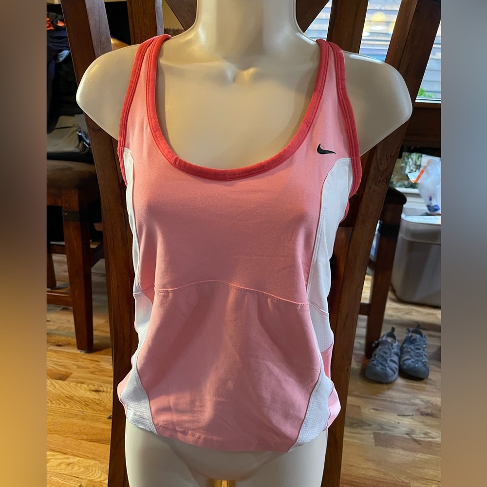 Nike dri fit built in support XL top